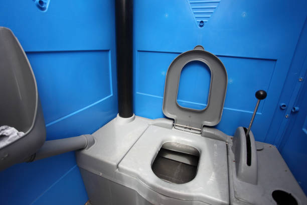Portable Toilet Options We Offer in Creola, AL